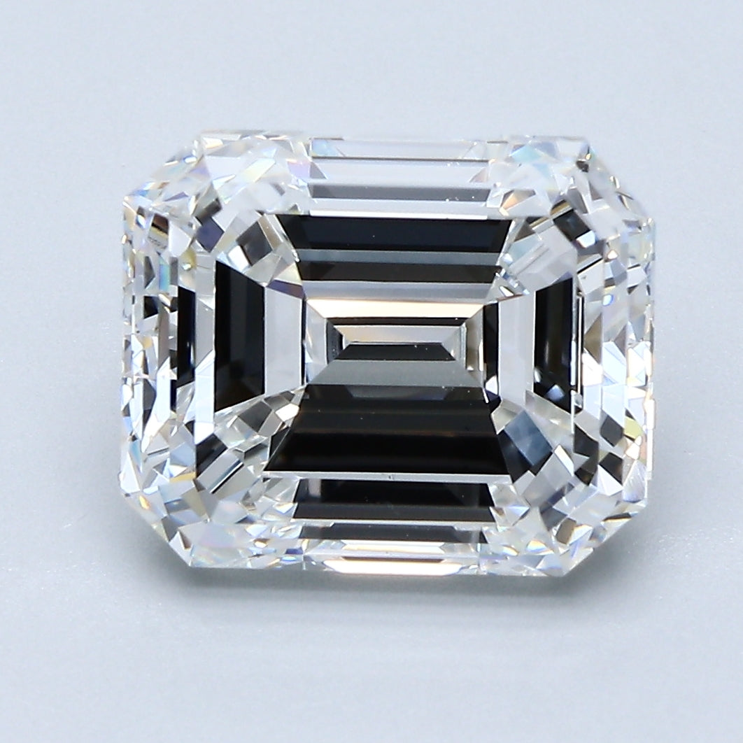 4.4ct Emerald F VS2 Natural Diamond