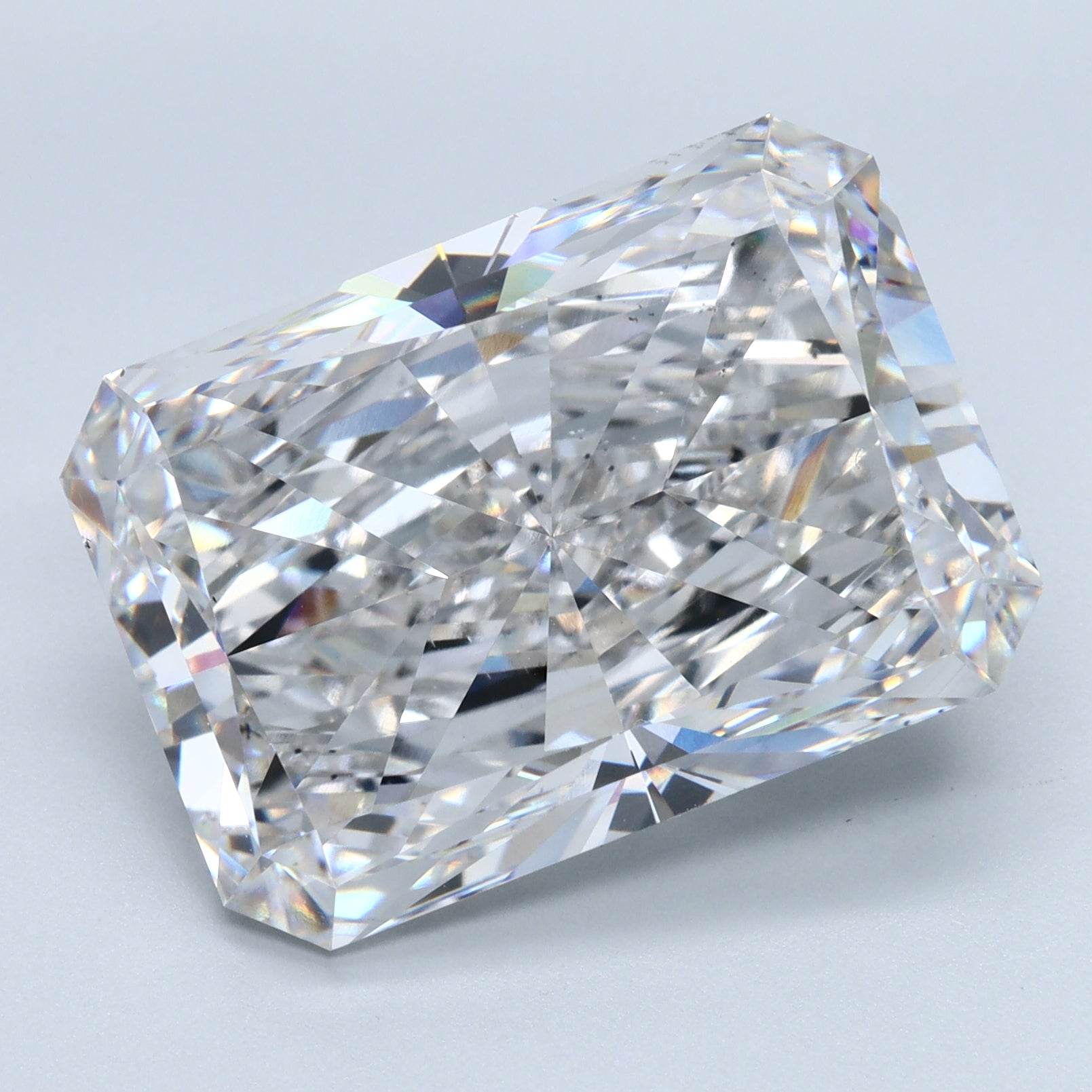14ct Radiant G VS2 Lab Grown Diamond