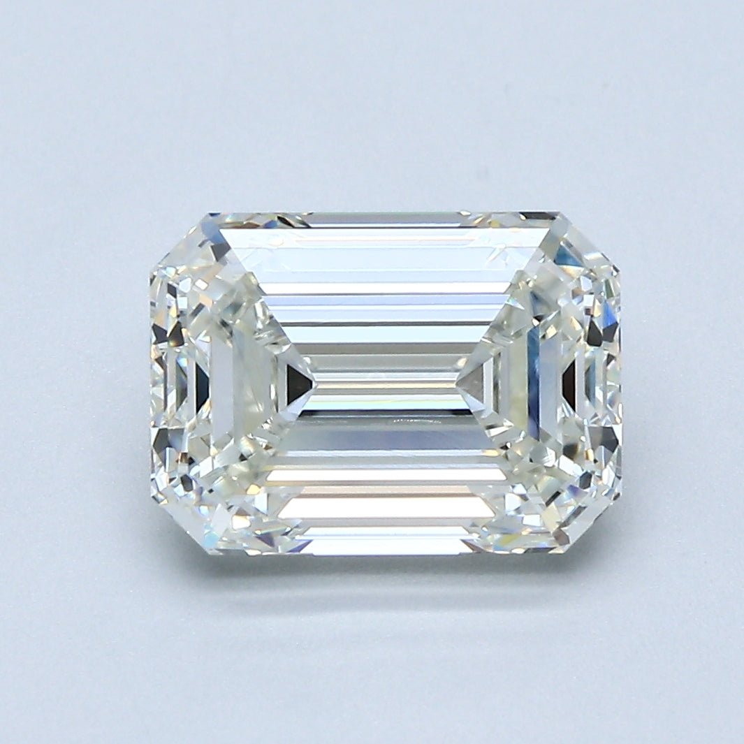 3.01ct Emerald J VVS2 Natural Diamond
