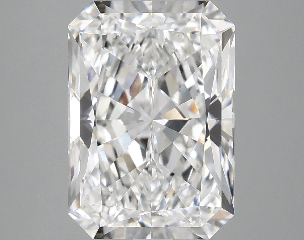4.1ct Radiant E VVS2 Lab Grown Diamond