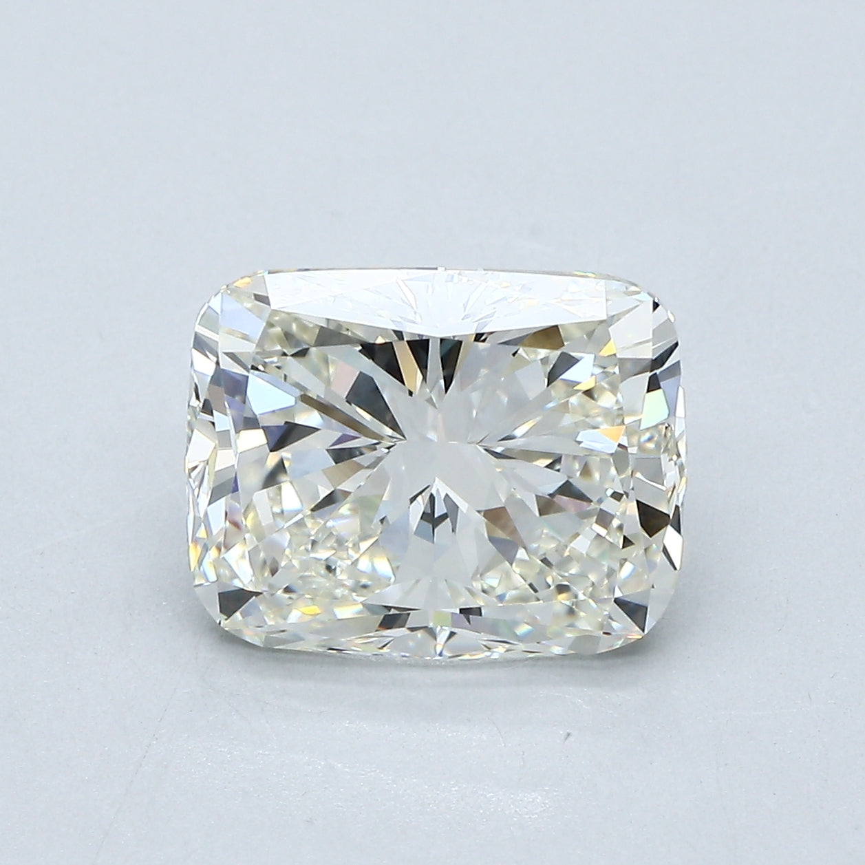 3.61ct Cushion J VS1 Natural Diamond