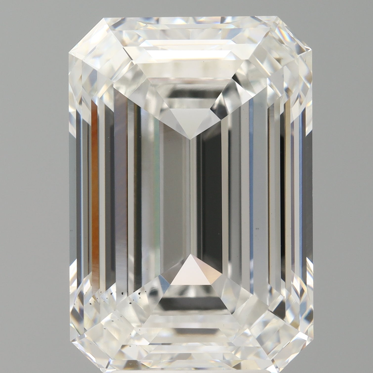 6.6ct Emerald E VS2 Lab Grown Diamond