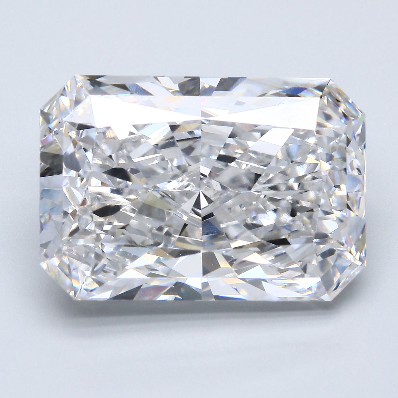 14ct Radiant F VS1 Lab Grown Diamond