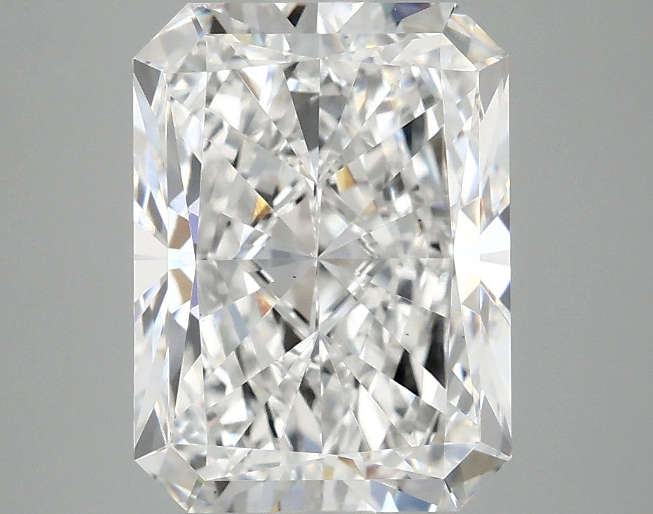4.03ct Radiant E VS2 Lab Grown Diamond