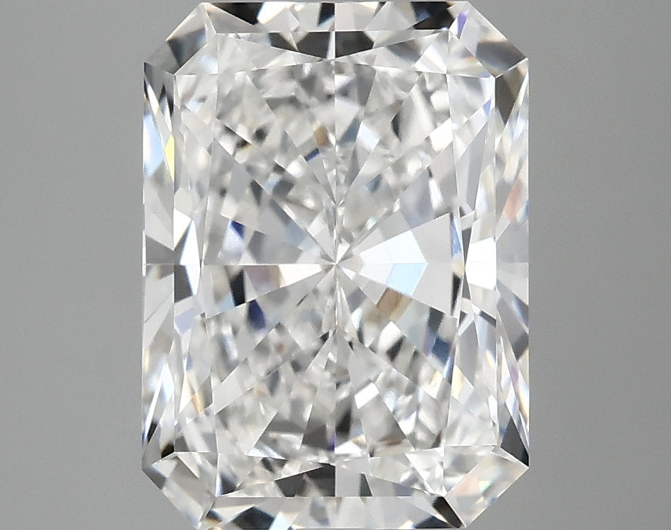 3.89ct Radiant E VVS2 Lab Grown Diamond