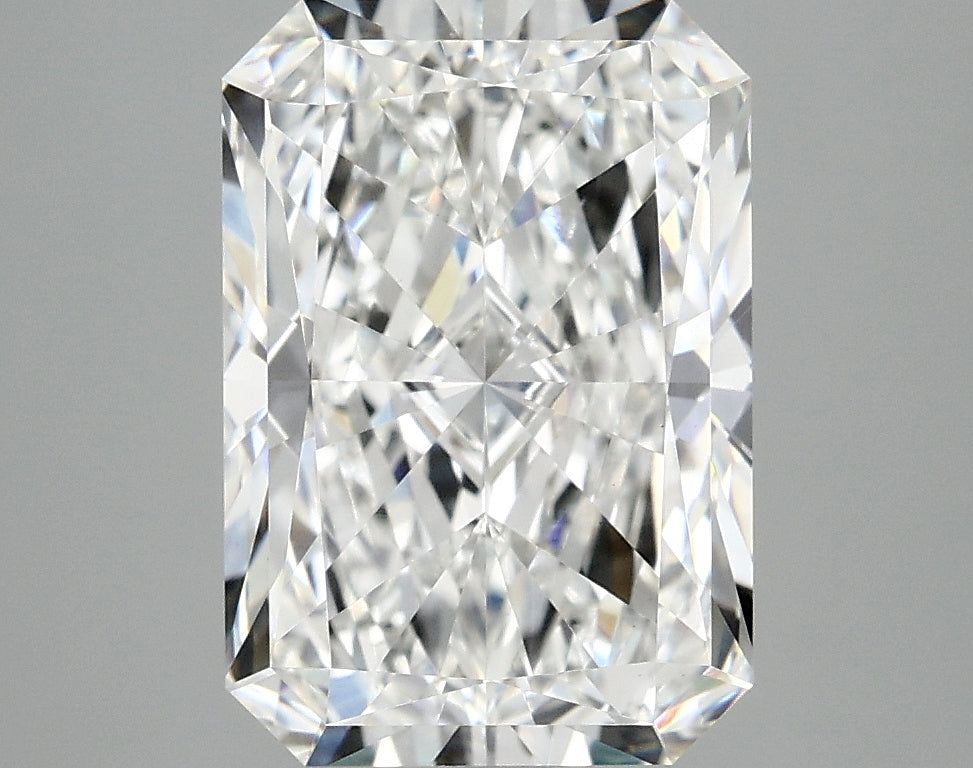 4.1ct Radiant E VVS2 Lab Grown Diamond