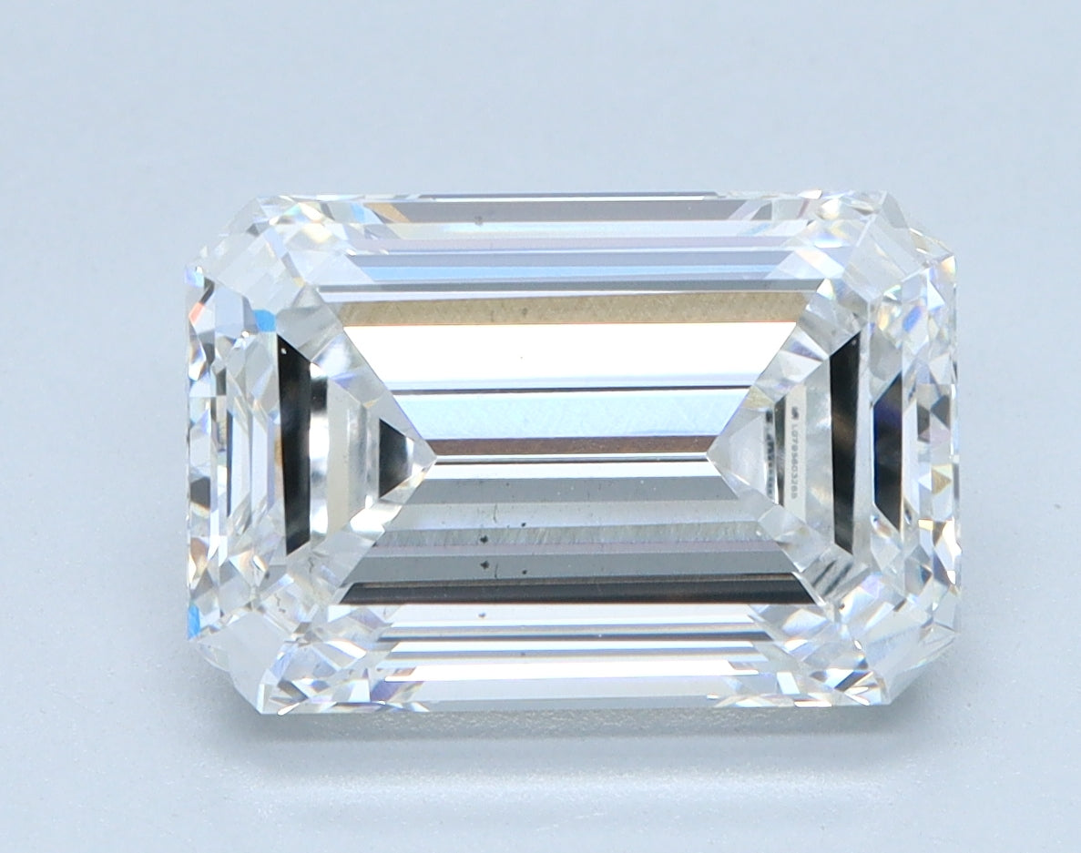3.31ct Emerald E VS2 Lab Grown Diamond