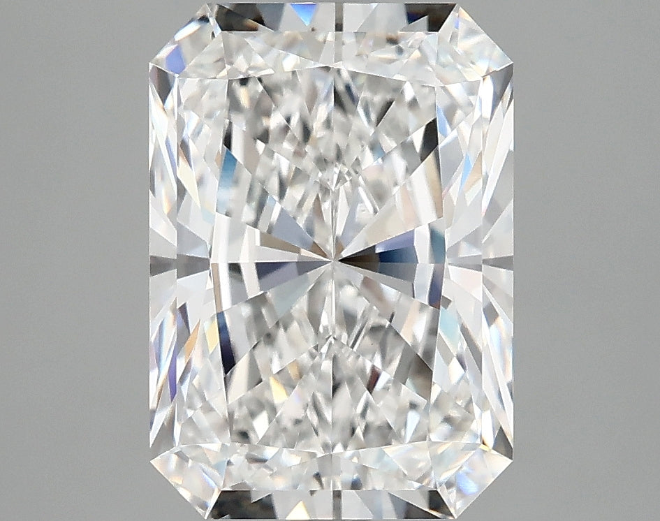 4.15ct Radiant E VS1 Lab Grown Diamond