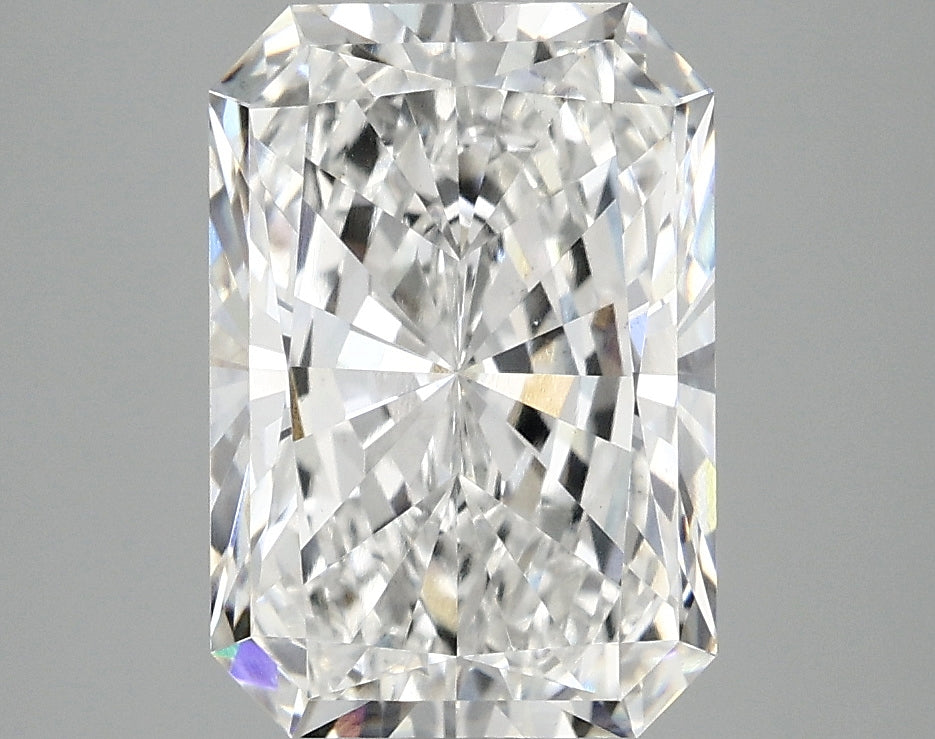 3.42ct Radiant E VS1 Lab Grown Diamond