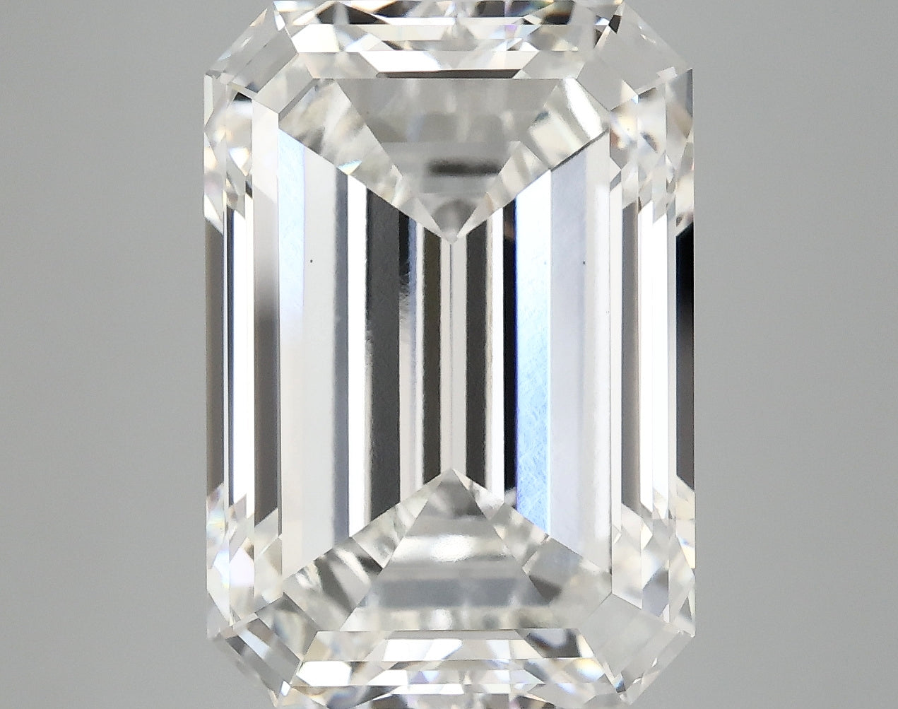 9.52ct Emerald F VS1 Lab Grown Diamond